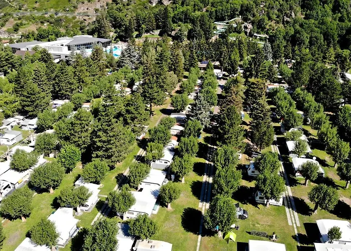 Camping/ Thermalbad Mit Oda ve Kahvaltı *