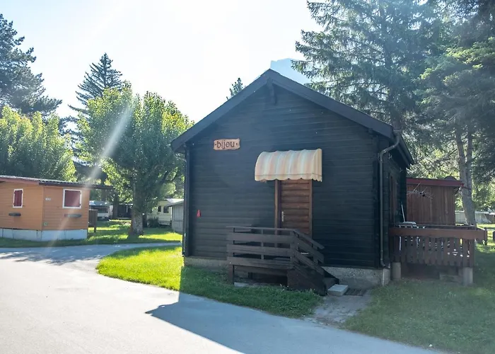 Camping/ Thermalbad Mit Bed & Breakfast *